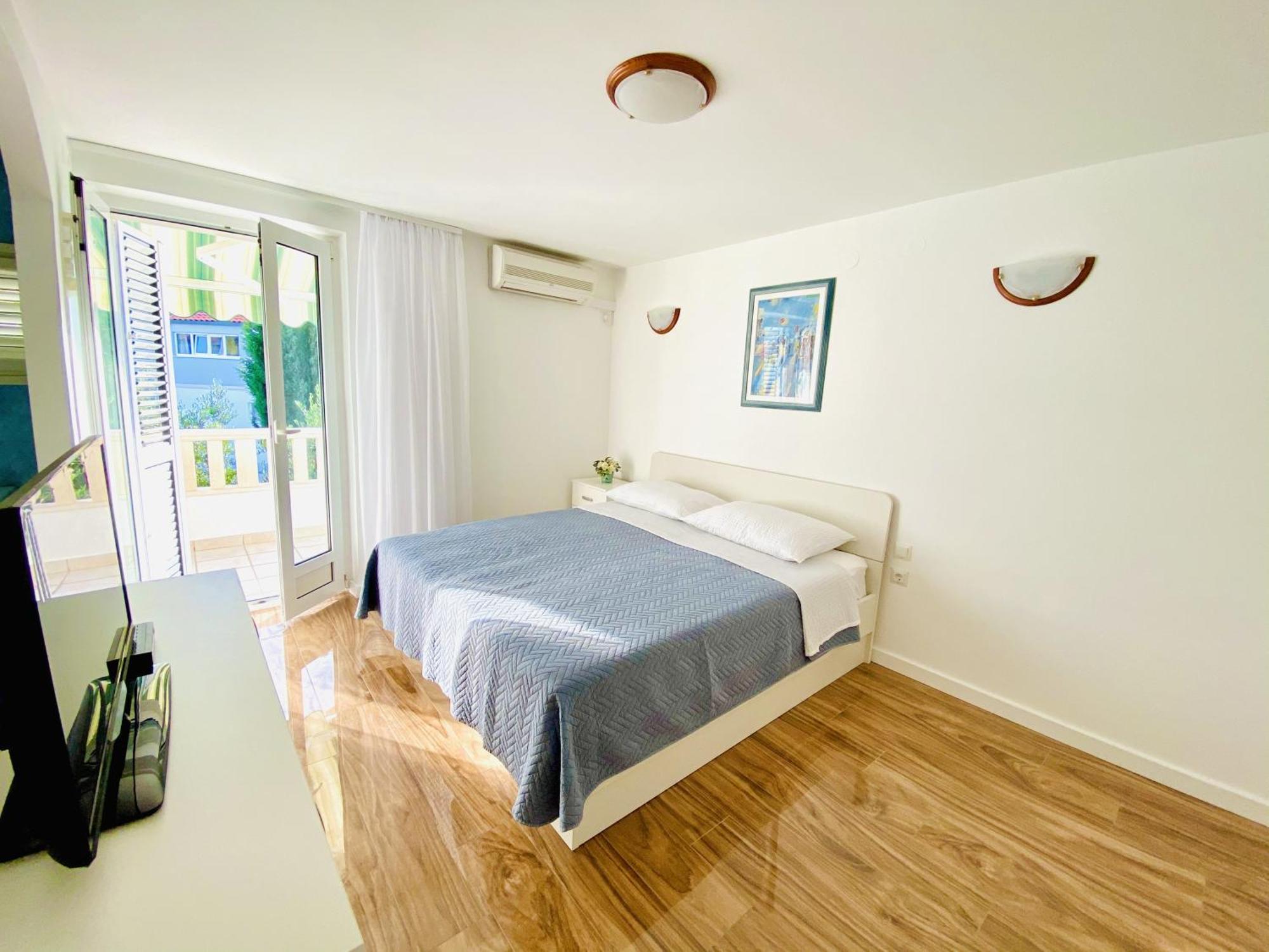 Apartments By The Sea Postira, Brac - 2928 Номер фото