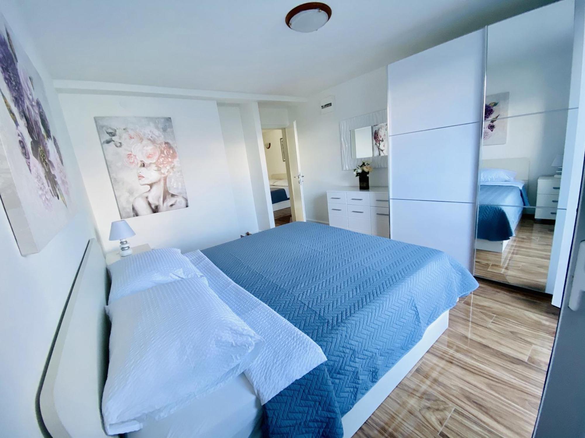 Apartments By The Sea Postira, Brac - 2928 Номер фото